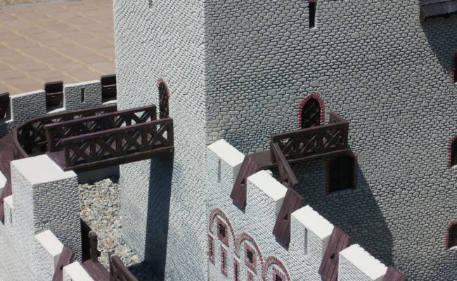 Zamek Będzin makieta Olczyk przejście pomiędzy murem a zamkiem